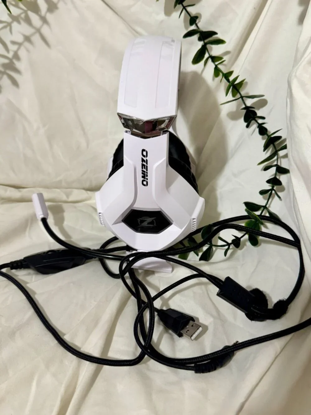 Ozeino ZW1 White Wired Gaming Headset with Mic & Inline Controls (3.5mm / USB)